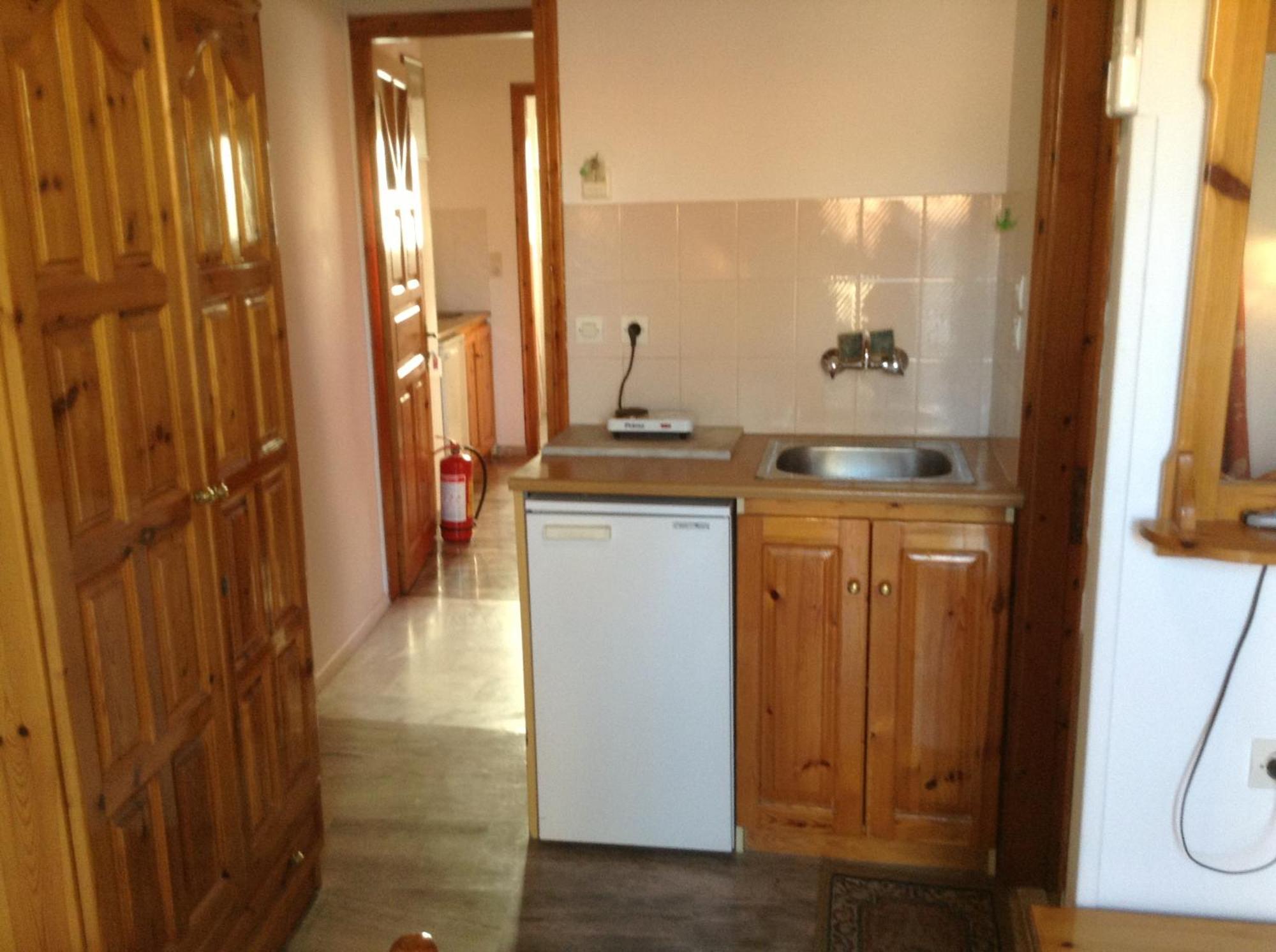 Mpaliaka Myrsini Apartman Míthimna Szoba fotó